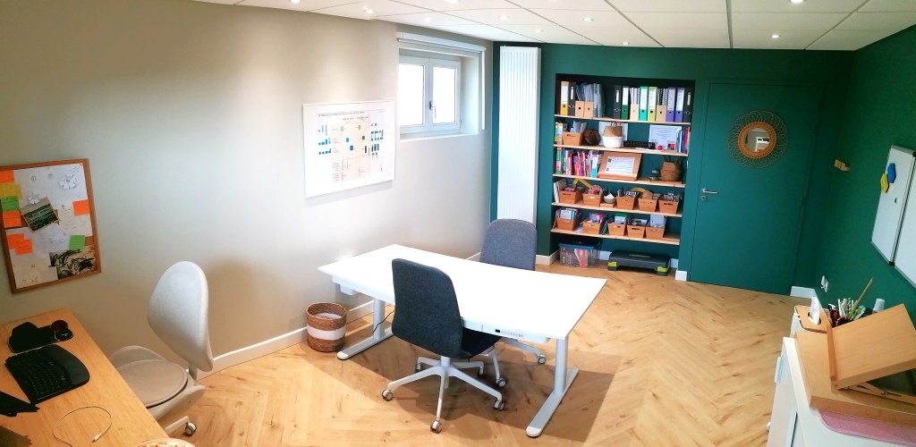 Bureau adapté et agréable